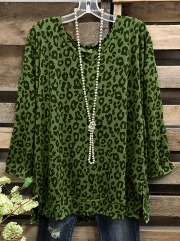 Leopard V-Neck Tee