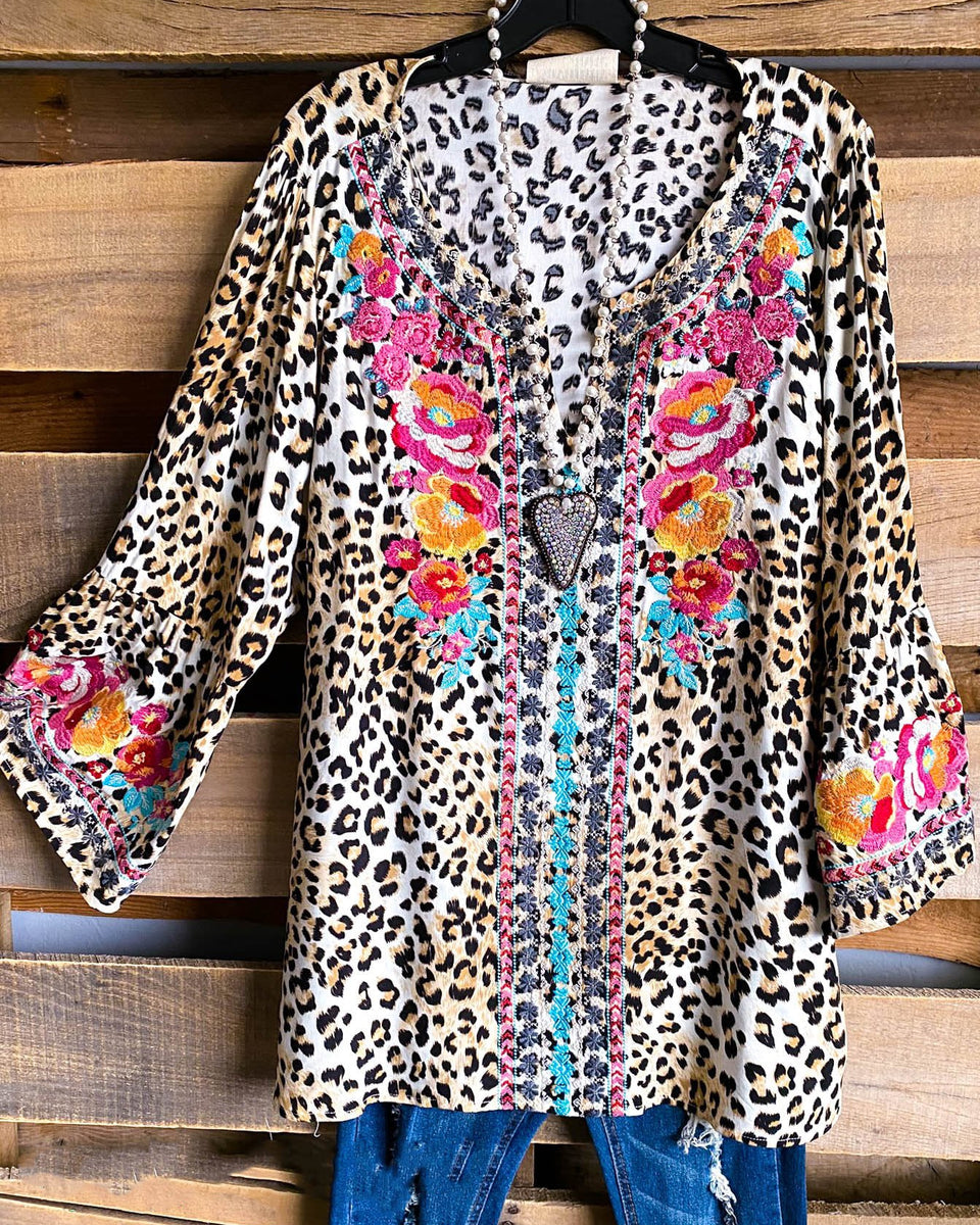 Prettybeautie Floral V-Neck Leopard Shirt