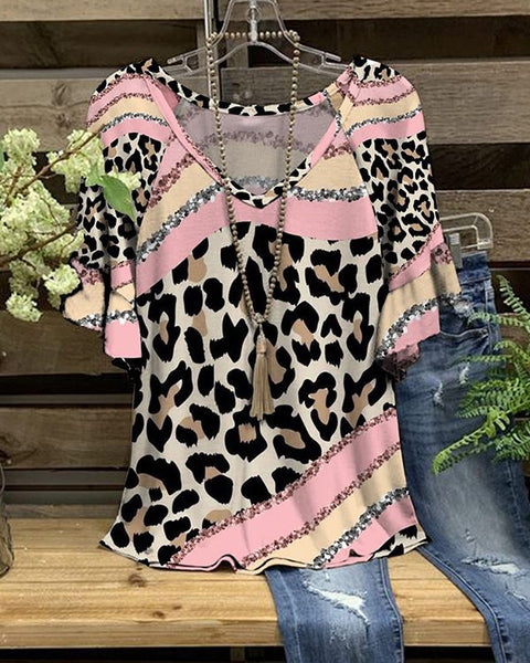 Printed V-Neck Ruffle Tee