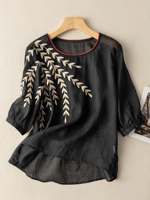 Prettybeautie Leaf-Embroidery Tee