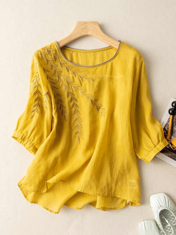 Prettybeautie Leaf-Embroidery Tee