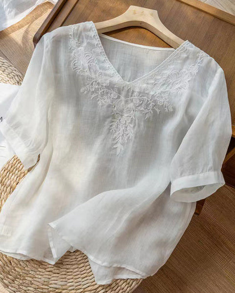 Embroidery V-Neck Tee