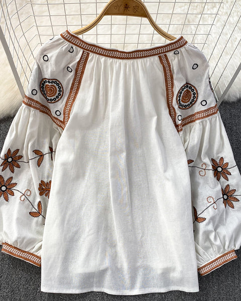 Embroidery Tied Blouse